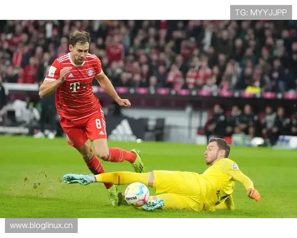 拜仁防线问题持续暴露，稳定性面临考验