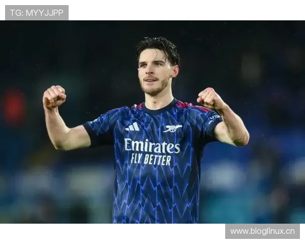 赖斯与罗德里:英超顶级后腰攻防效率及战术价值对比分析 赖斯与罗德里:英超顶级后腰攻防效率及战术价值对比分析