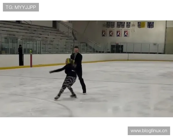 托尼娅·哈丁居然能在尖叫和冰刀间找到活路，没谁了！