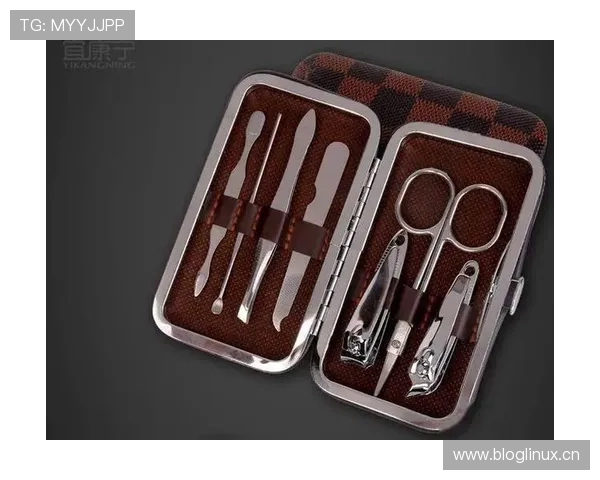 拉莫斯连指甲都讲究成这样，普通人指甲刀能顶得住吗？